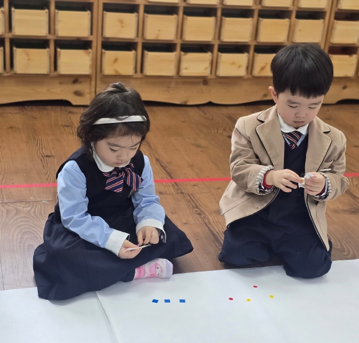 즐거운 미술시간! 점, 직선, 곡선을 알아보고 그려보아요